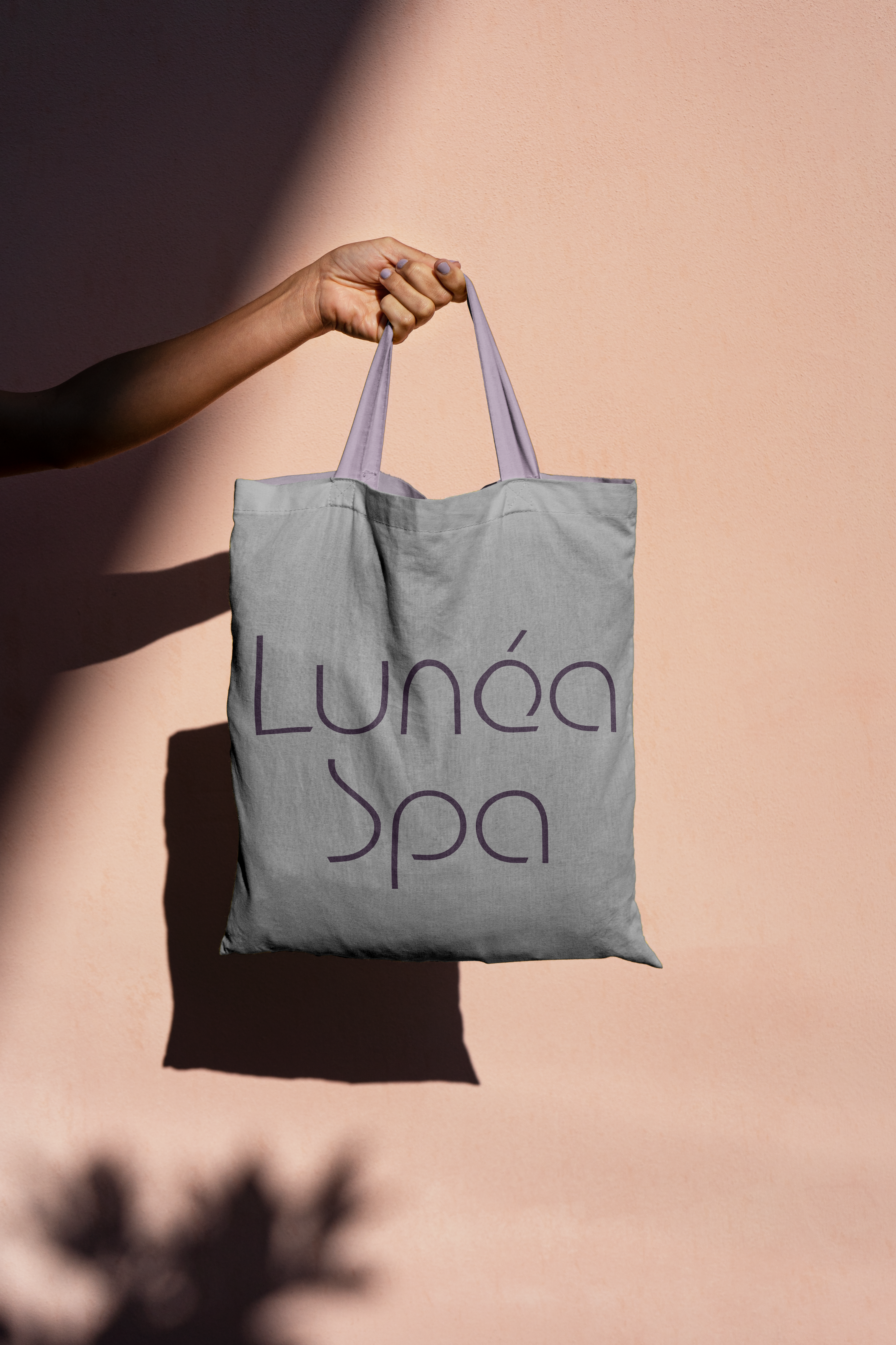 Холщовая сумка с логотипом Lunéa Spa.